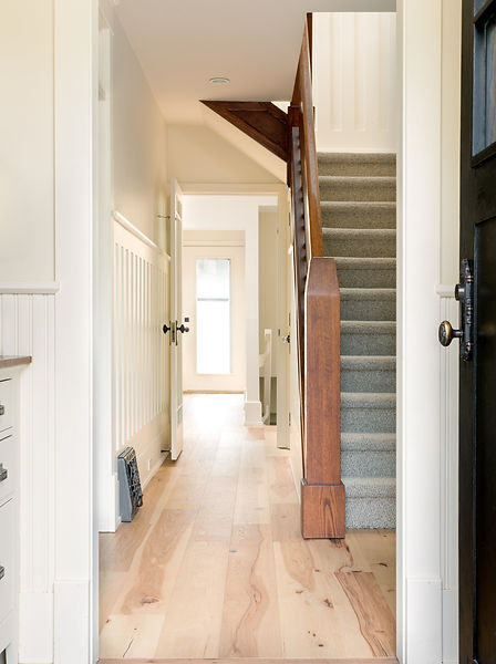 Interior vertical